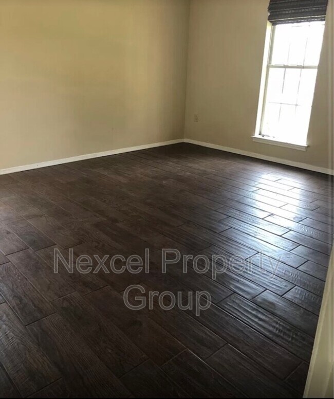 Foto del edificio - 10262 Williford Dr