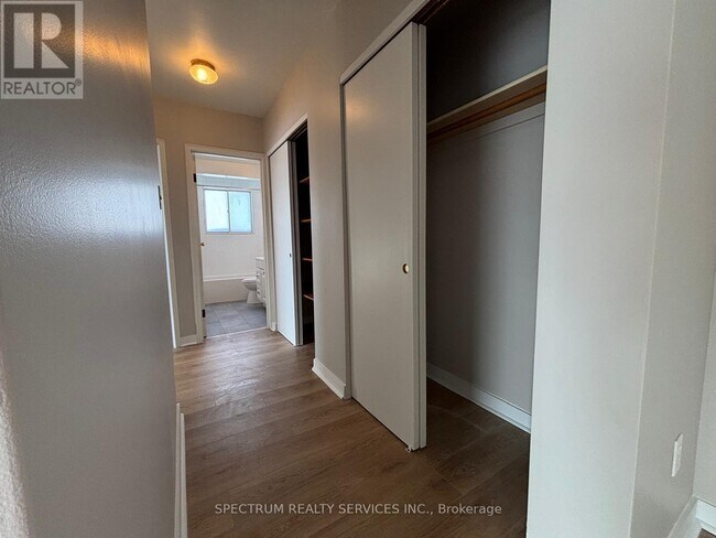 Building Photo - 357 Connaught St