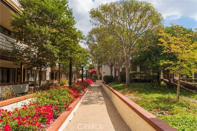 Foto del edificio - 2559 Plaza del Amo