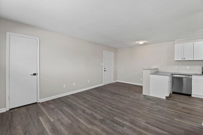 Interior Photo - Channing East