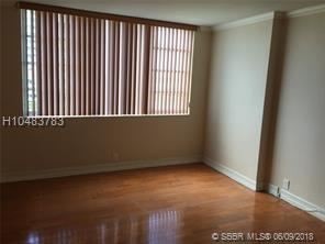 Foto del edificio - 2 br, 2 bath  - Bay Park Towers