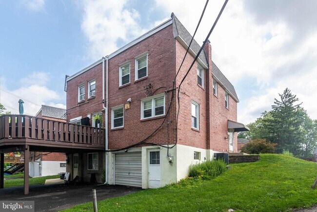 Foto del edificio - 526 Michell St