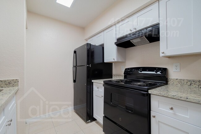 Foto del edificio - Newly renovated 3-bedroom, 2-bathroom home...