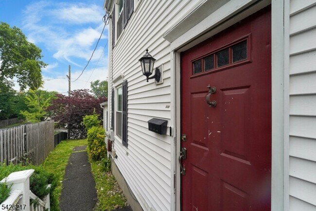 Foto del edificio - 23 Doremus St