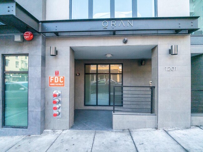 Foto del edificio - 1201 Sutter St
