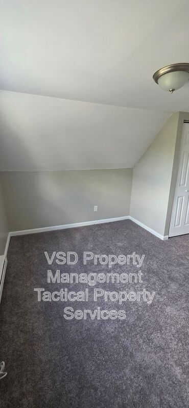 Foto del edificio - 3694 E 147th St