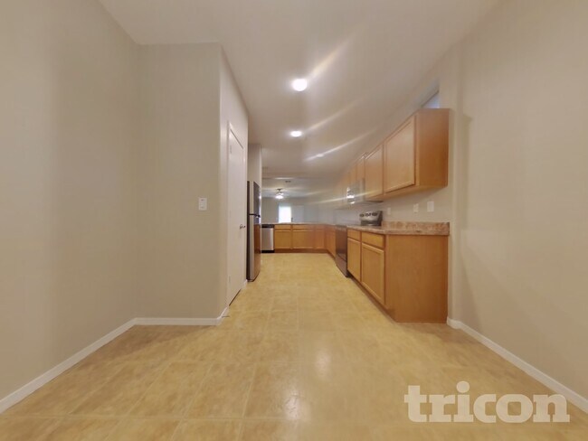 Foto del edificio - 1689 S 235th Dr