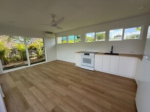 Building Photo - 174 Ulupa St