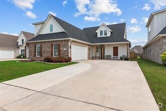 Building Photo - 24 Turtle Creek Dr