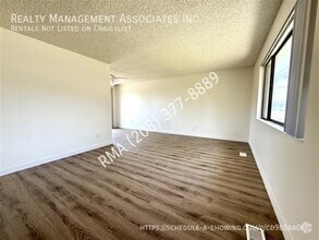 Building Photo - 9069 W Ruth St