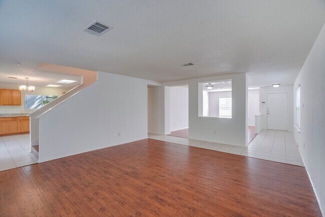 Building Photo - 2602 Stapleford Dr