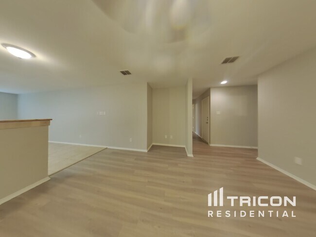 Foto del edificio - 12508 Nicholas Place