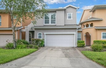 Building Photo - 6217 Eclipse Cir