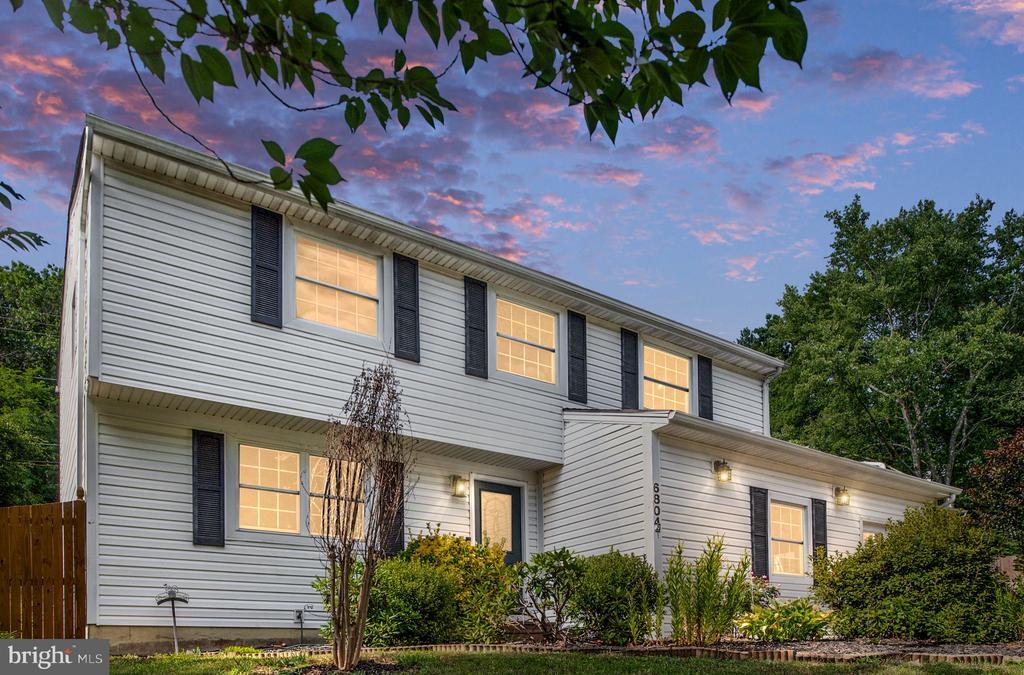 Primary Photo - 6804 Moon Rock Ct