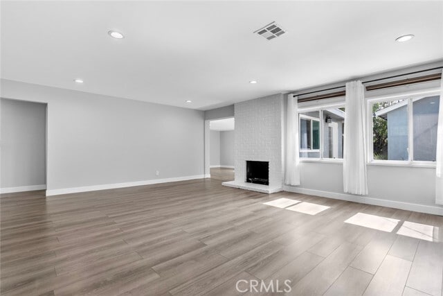 Building Photo - 8008 McLaren Ave