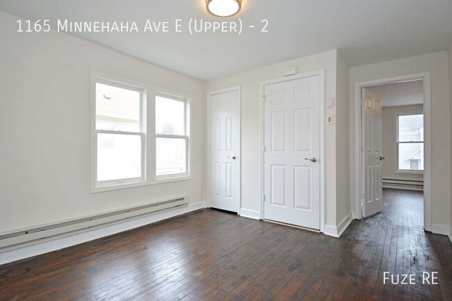 Foto del edificio - 1165 Minnehaha Ave E