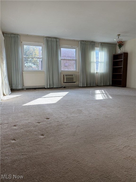 Foto del edificio - 13781 Cedar Rd