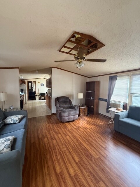 Foto del edificio - 728 Pearl Dr