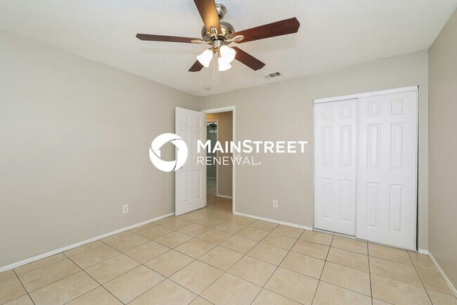 Foto del edificio - 3 Bedroom Pet-Friendly Home in KISSIMMEE, ...