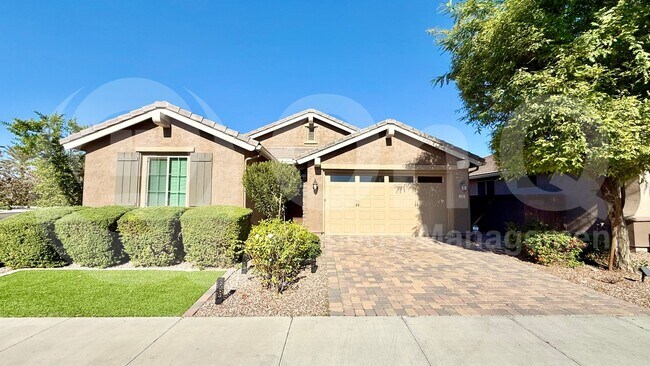 Foto del edificio - 220 E Horseshoe Dr