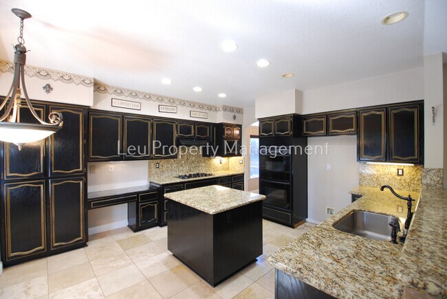 Foto del edificio - 4009 Melrose Ct