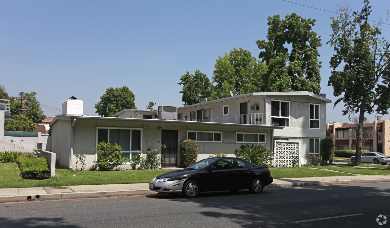 Primary Photo - 424 Santa Anita Ave