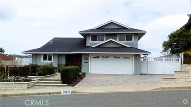 Building Photo - 24221 Las Naranjas Dr