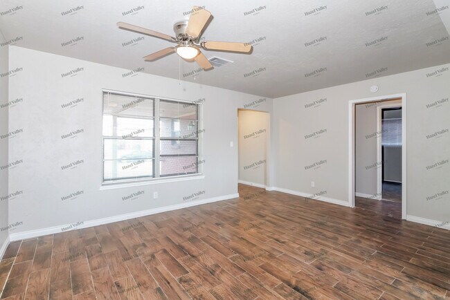 Foto del edificio - 1424 SW 60th St