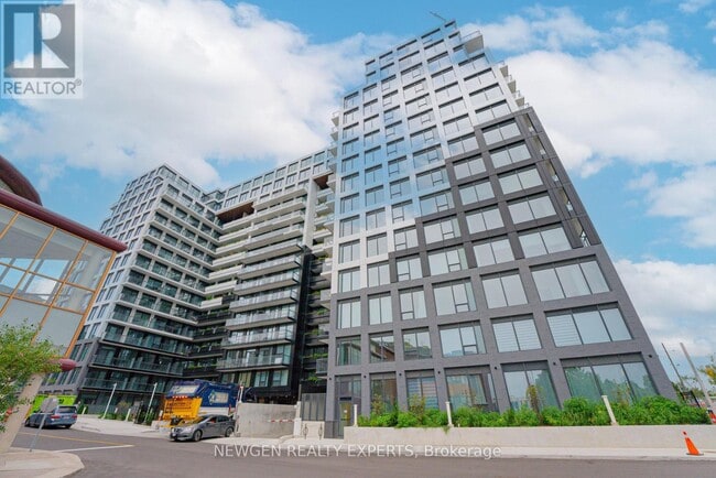 Building Photo - 1100 Sheppard Ave W