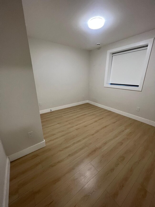 Building Photo - 10117-1172A 172A St