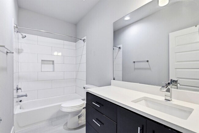 Foto del edificio - 3304 Cline St