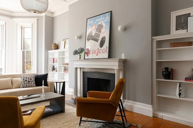 Photo - 119 Marlborough St Apartment