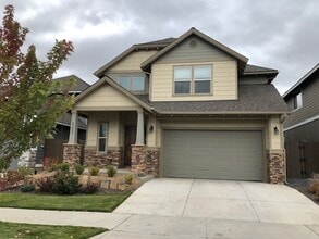 Building Photo - 21355 NE Brooklyn Pl