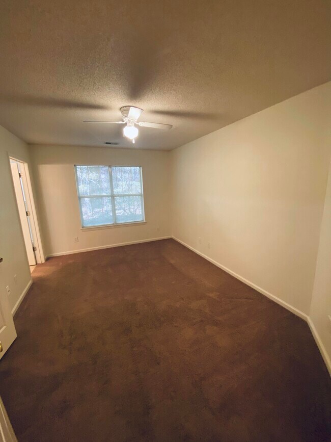 Foto del edificio - 2810 Mulberry Ln