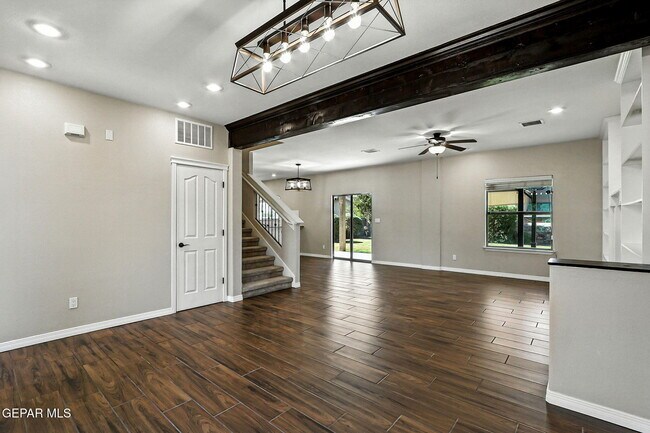Foto del edificio - 7316 Meadow Sage