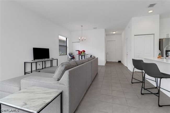 Building Photo - 5504 Agostino Way