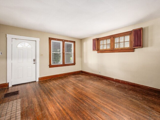 Foto del edificio - 385 E 13th Ave
