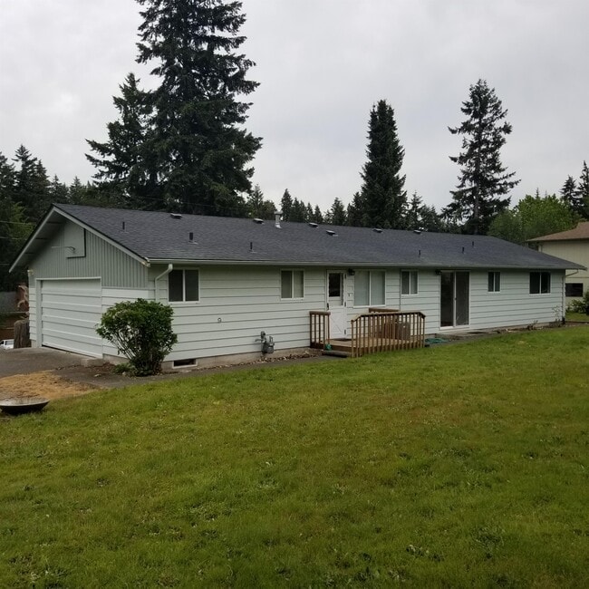 10002 59th Ave Ct E, Puyallup, WA 98373 House Rental in Puyallup, WA