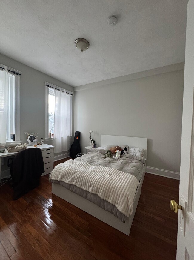 Foto del edificio - 1197 Commonwealth Ave