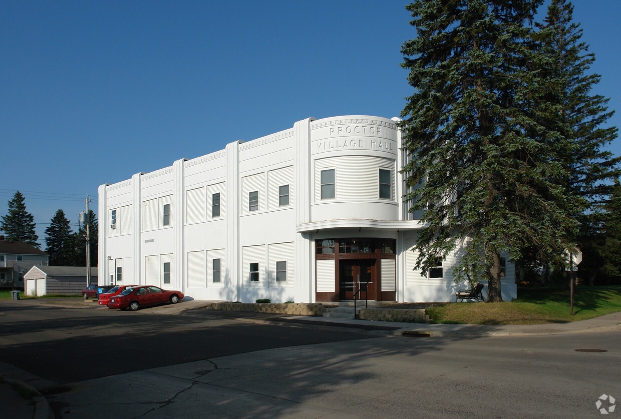 Proctor Village Hall Apartments in Duluth, MN