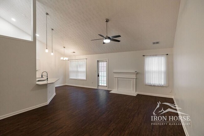 Foto del edificio - 112 Mint Pl