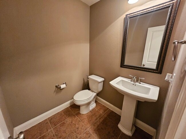 Photo - Beautiful 4-bedroom, 3-bathroom home in aw...