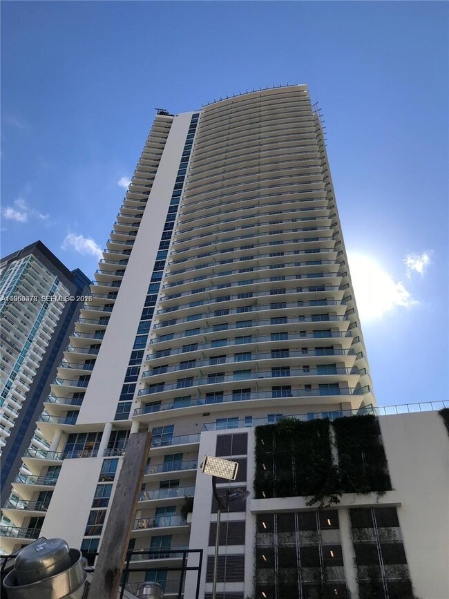 Building Photo - 1100 S Miami Ave