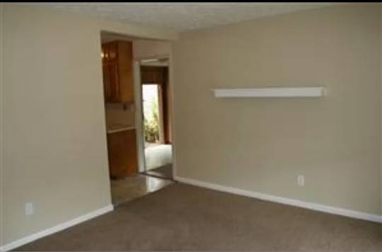 Building Photo - 211 Dover Ct