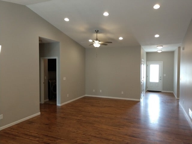 Building Photo - 3 Bedroom, 2 Bath East Side home with upgr...