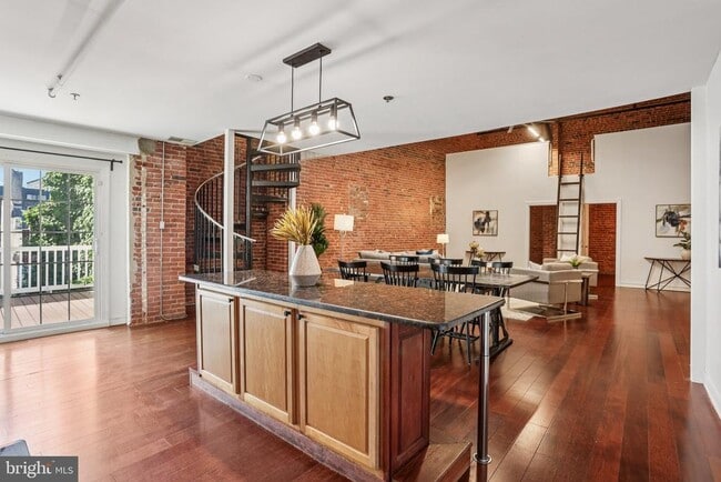 Foto del edificio - 810 N Hancock St