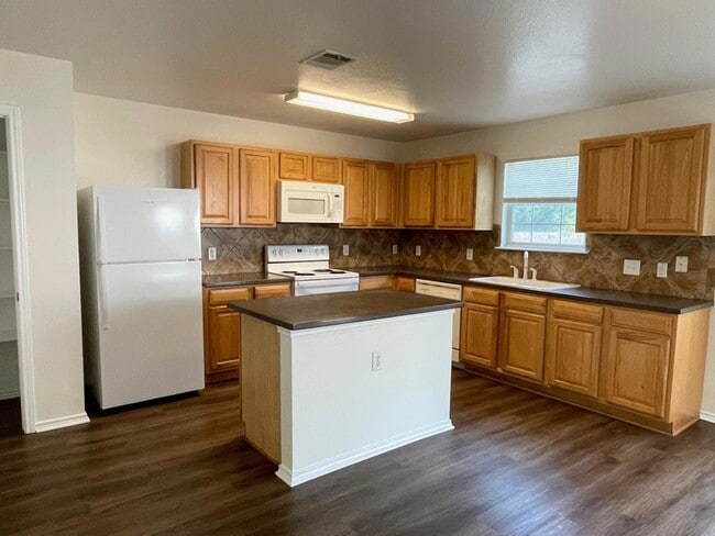 Foto del edificio - 13622 Merseyside Dr