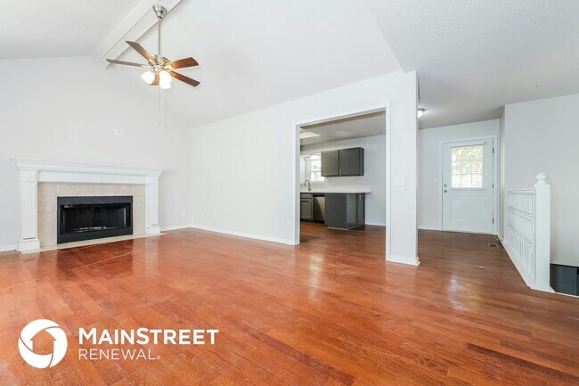 Building Photo - 19204 E 31st Terrace Dr S