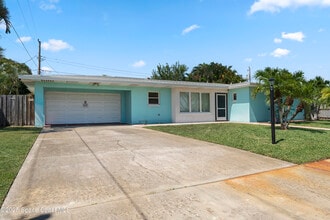 Building Photo - 116 Royal Palm Ave
