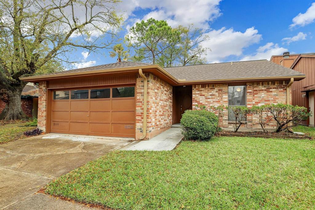 Primary Photo - 5006 Birchmont Dr
